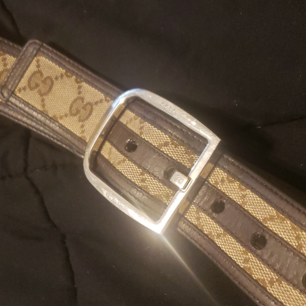 Gucci belt